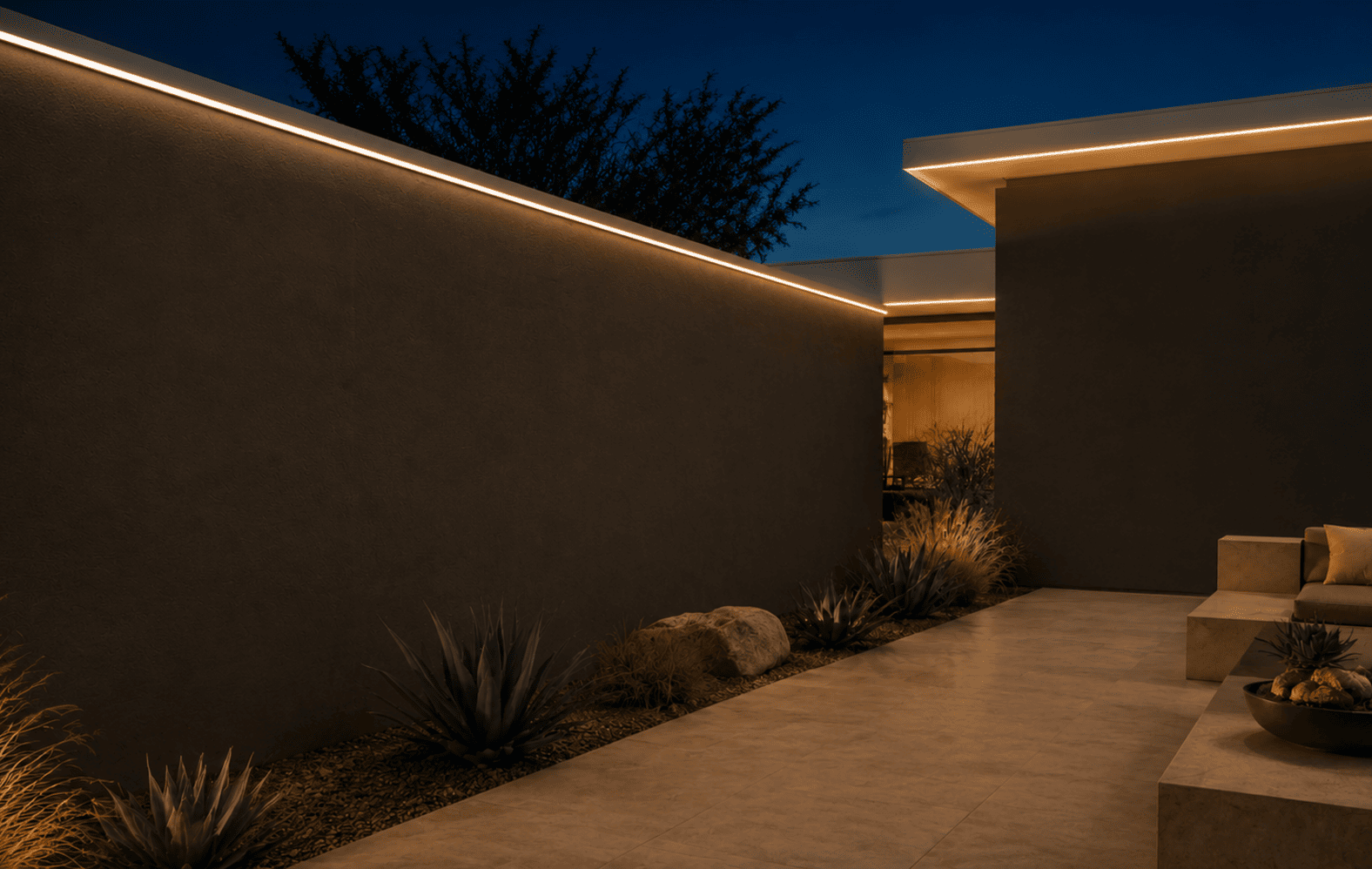 moonlight-facade-residential-roofline-1576x998